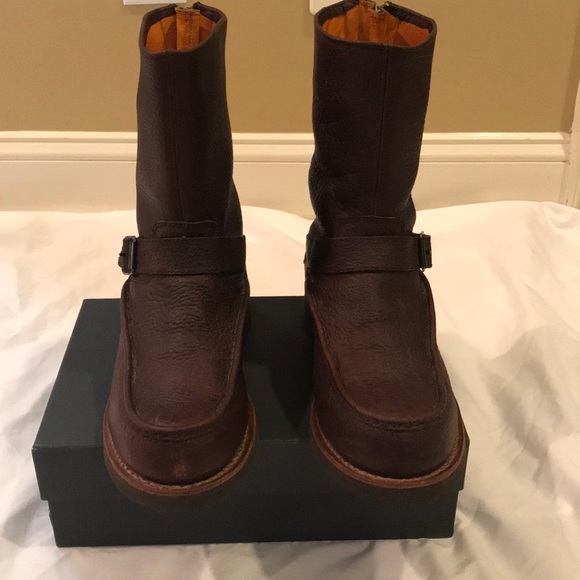 chippewa searcher waterproof 10